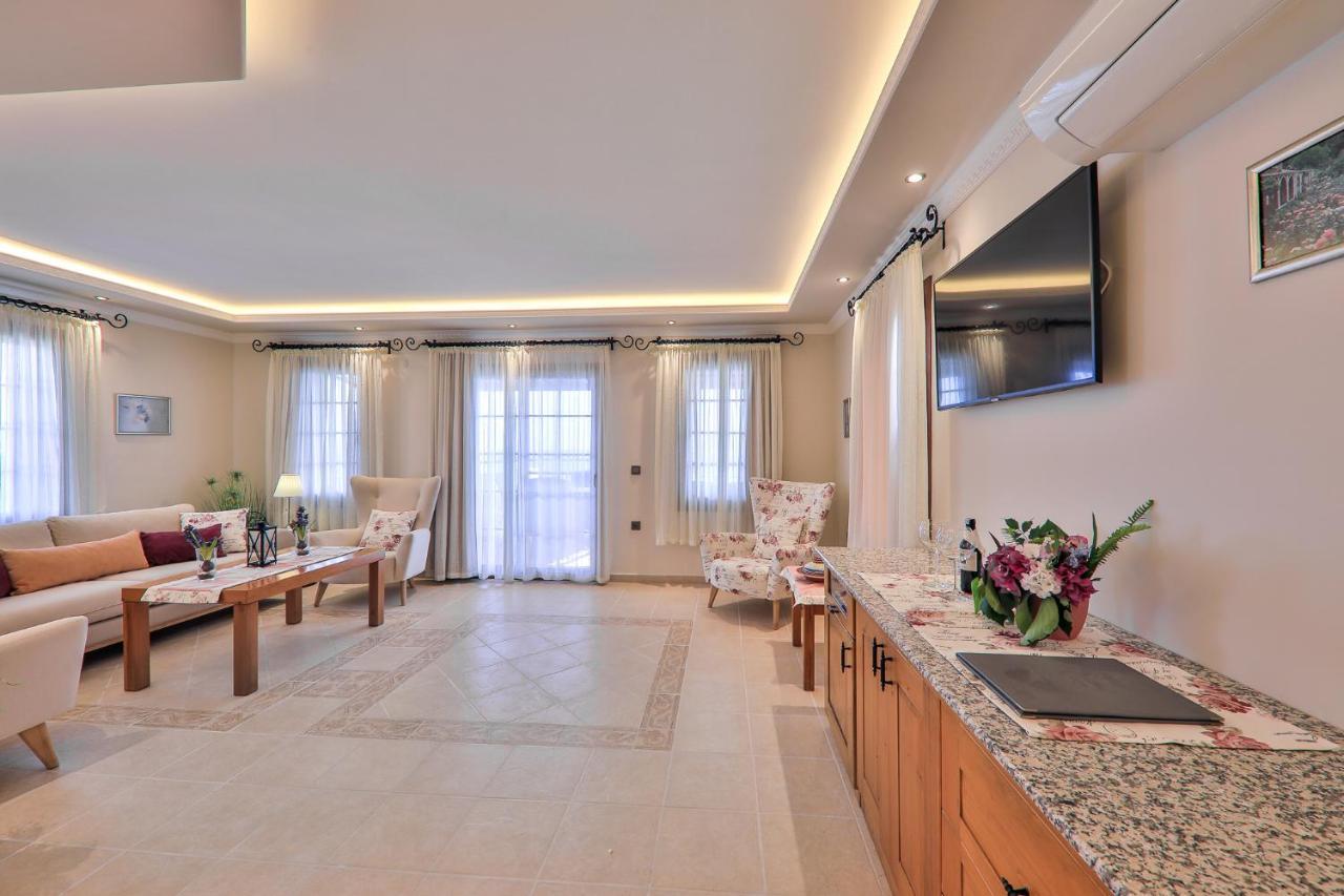 Hadrian Hotel Kas Exterior photo